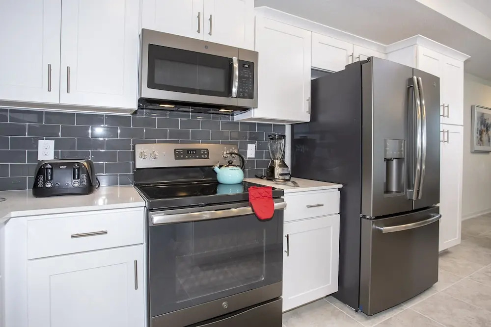 Gorgeous Two Bedroom Apt Close to Disney 306 4721 Storey Lake Resort