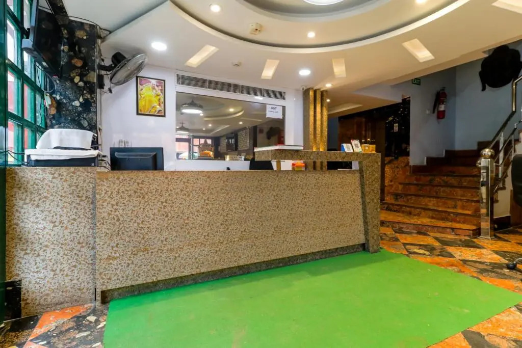 Hotel De Cruise - New Delhi Railway Station