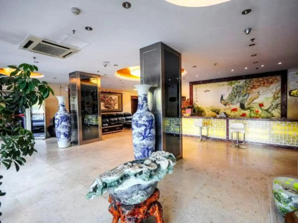 Baiwei Business Hotel (Qinhuangdao Railway Station)