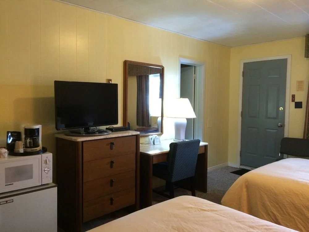 Mohawk Motel Canada