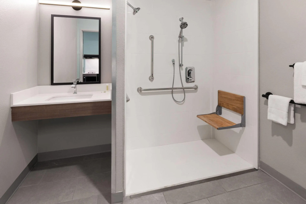 ECHO Suties Extended Stay by Wyndham Austin Round Rock