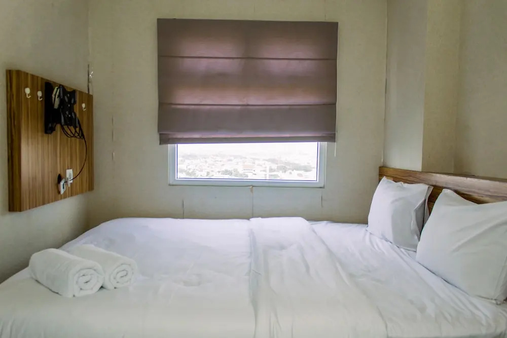 Spacious And Comfy 1Br At Green Pramuka City Apartment