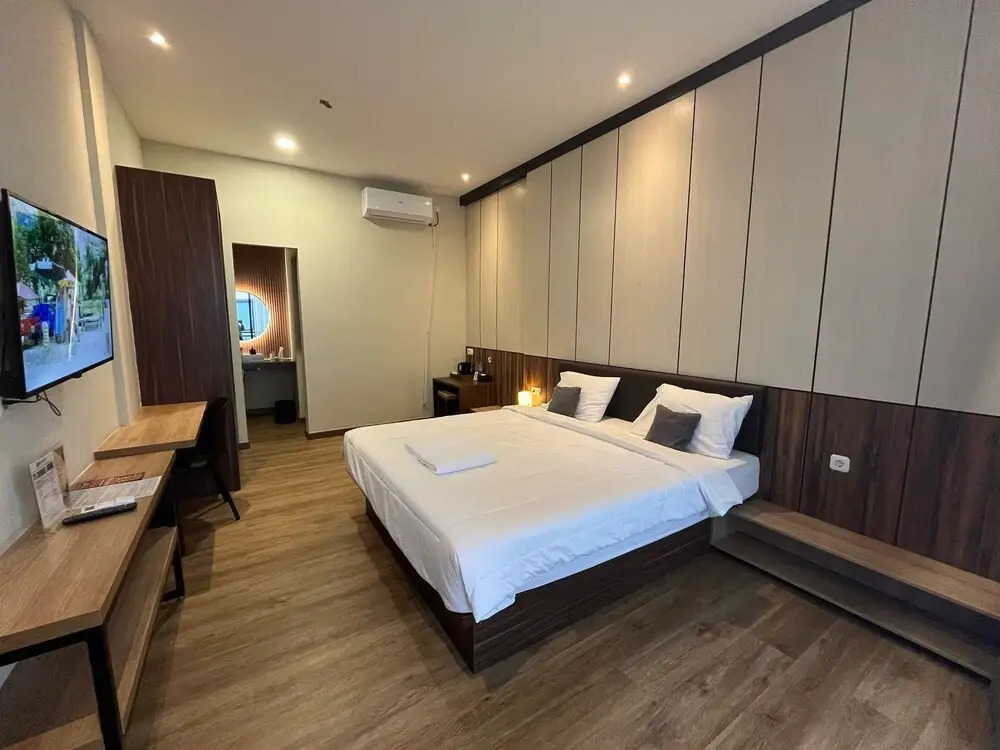 M-LIVIN Hotel