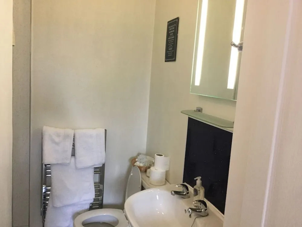 Dunclutha Guest House