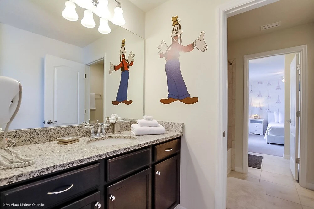 Windsor at Westside - 8817 Macapa Drive