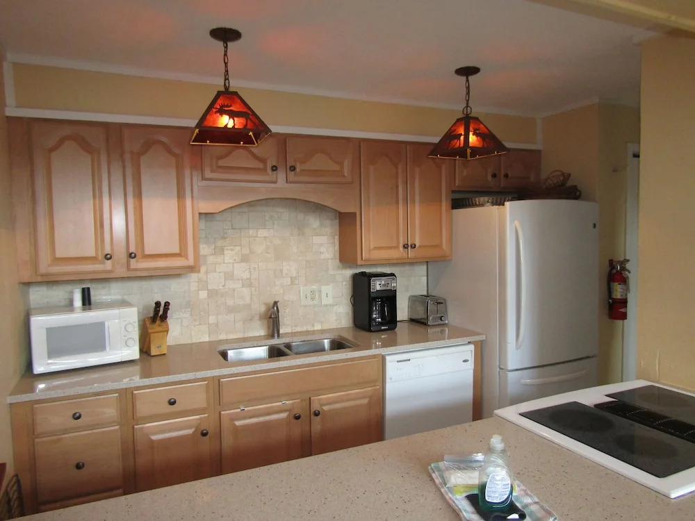 Skyleaf A_9 3 Bedrooms 3 Bathrooms Condo