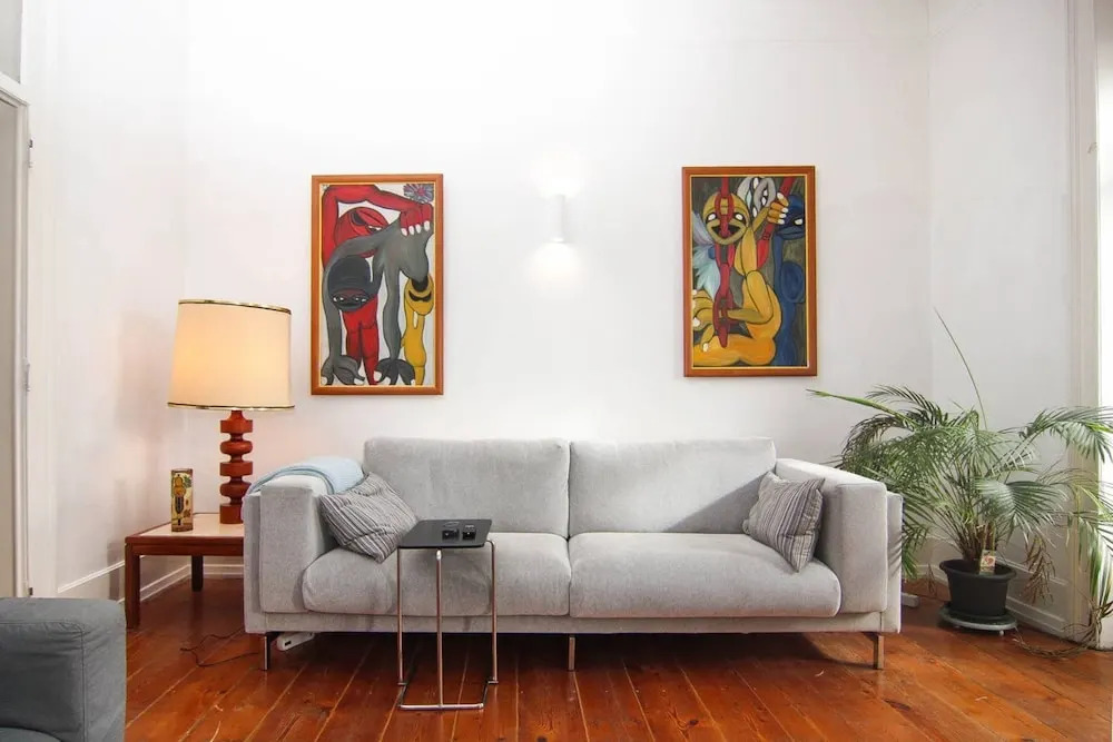 Spacious And Bright 4 Bedroom Apartment