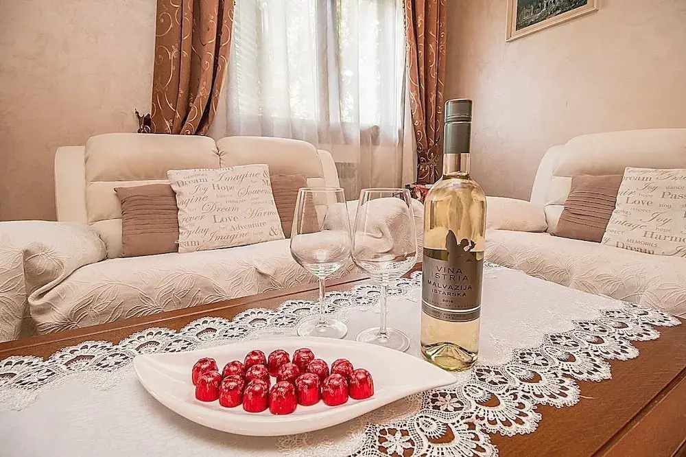 Villa Rose 2
