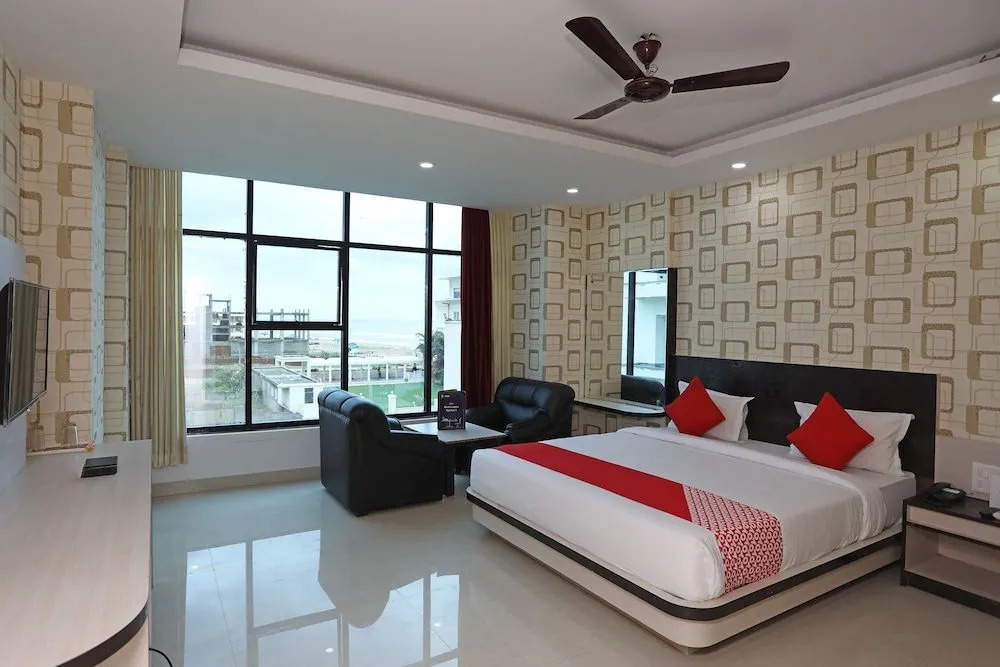 OYO 13891 Hotel Shayon Residency