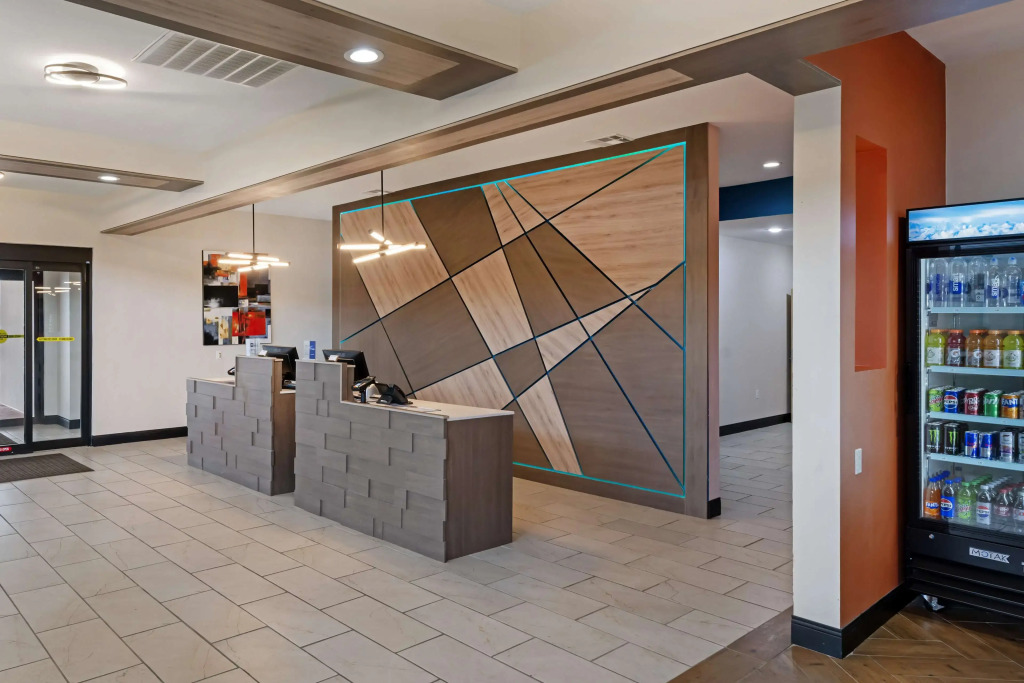 Best Western Plus Executive Residency Carlsbad Hotel