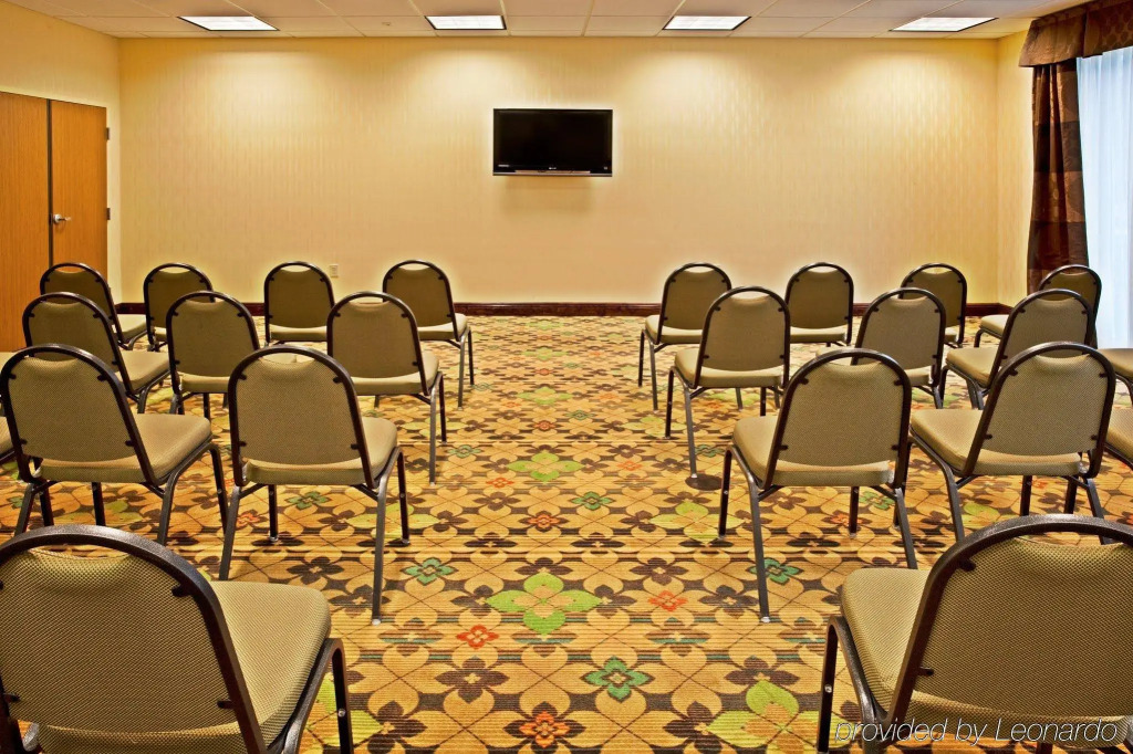 Holiday Inn Express Hotel & Suites Palm Bay by IHG