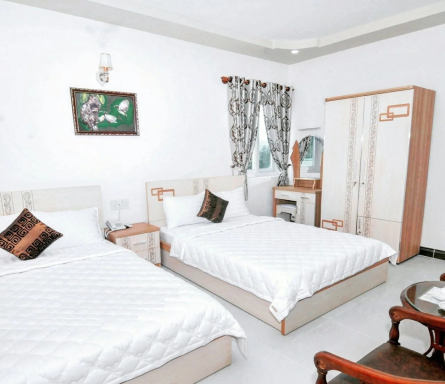 Jiny Tran Hotel