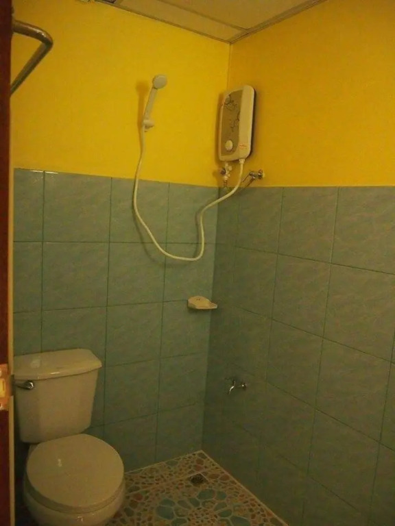 Baan Jaroenporn