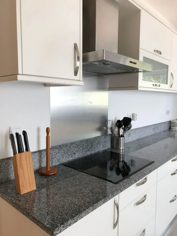 16 Centeanes Fabulous Location Just Short Walk t
