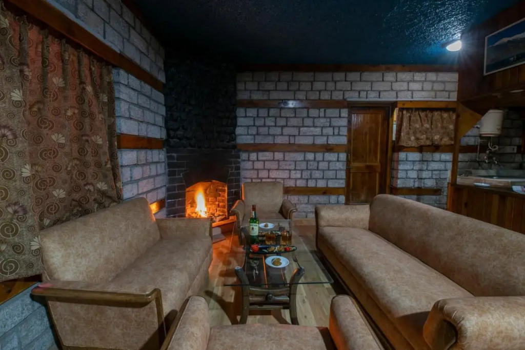 Hemkund Cottage by 7 Hills