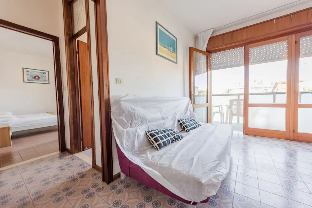 Nice Apartment With Balcony and View