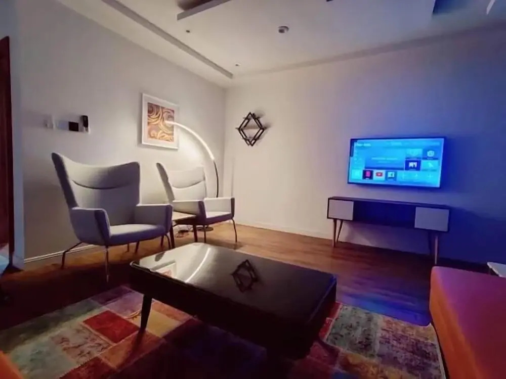 White Angels Hotel and Suites