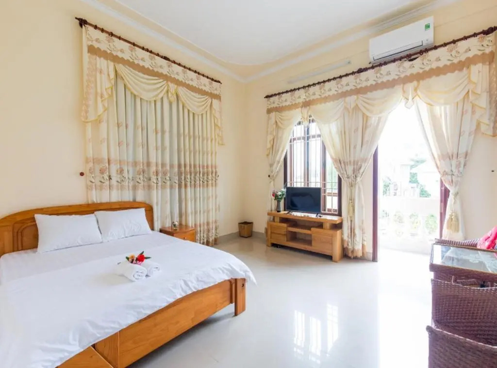 Lux Villa 2 - Villa 7pn hồ bơi gần biển