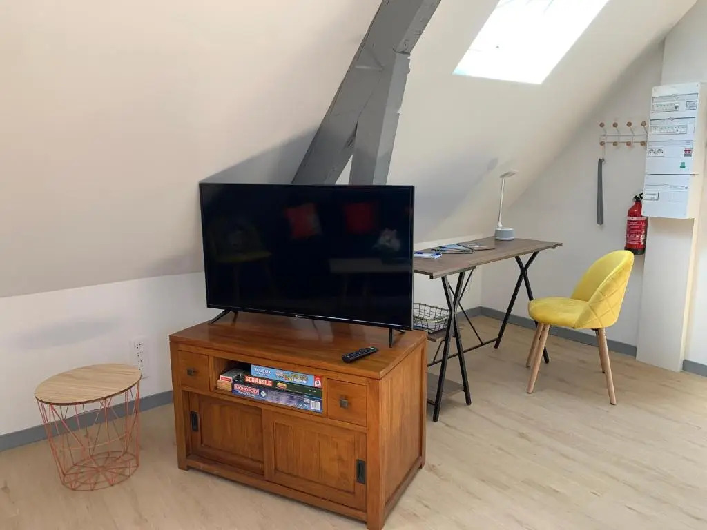 SUPERLOGIS - Sous Les Toits - T2 - BLOIS-HYPERCENTRE 1 chambre 4 personnes