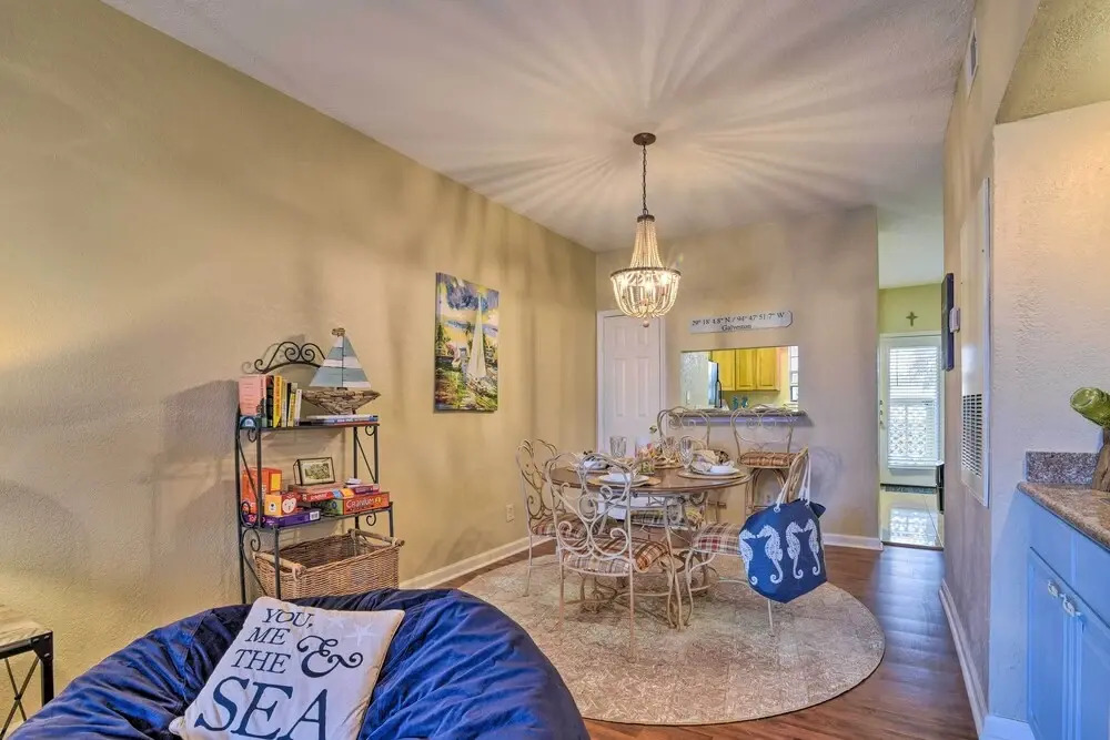 < 1 Mi to Stewart Beach: Gem in East End Galveston
