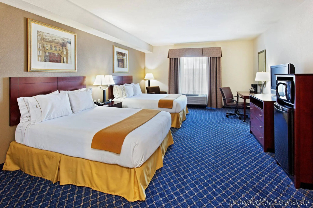 Holiday Inn Express & Suites Cookeville by IHG