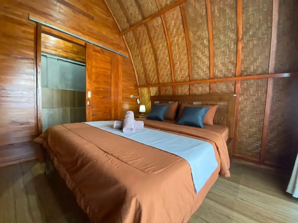 DYoga Bamboo House