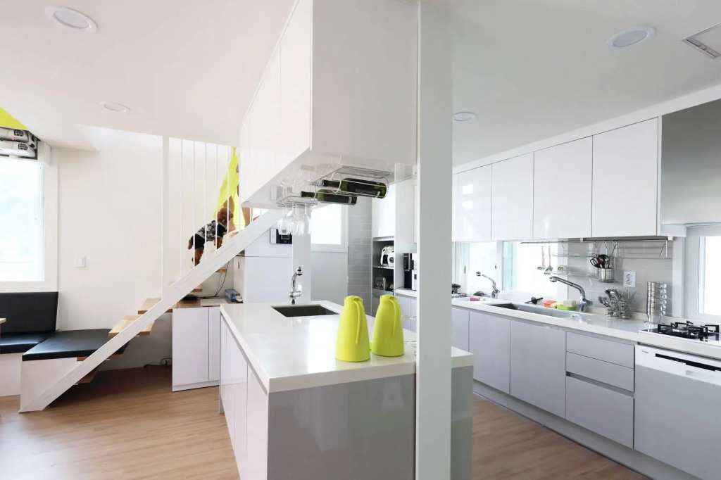 YeNe House(예네하우스)