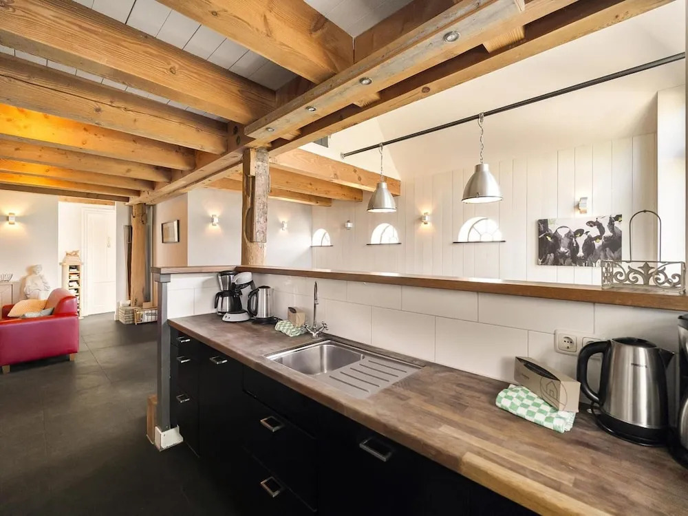 Fantastic Farmhouse for 22 in Callantsoog