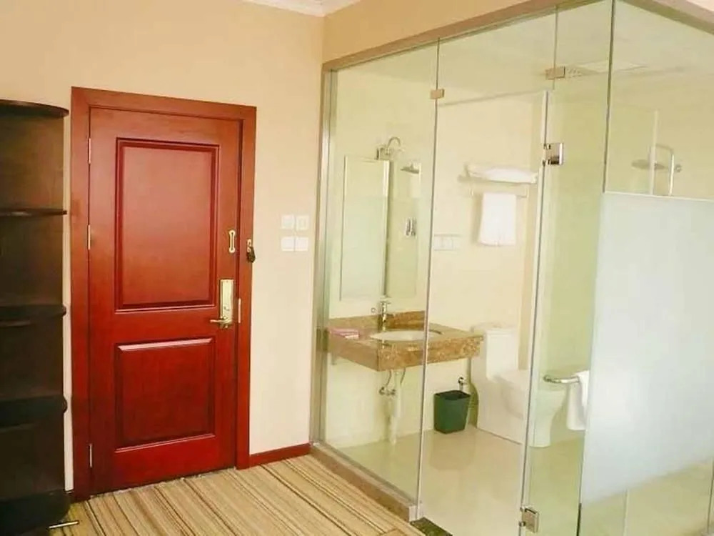 Daweng Jiulongquan Hotel ((Licun Pedestrian Street Store)(九龙泉大酒店（李村步行街店）)