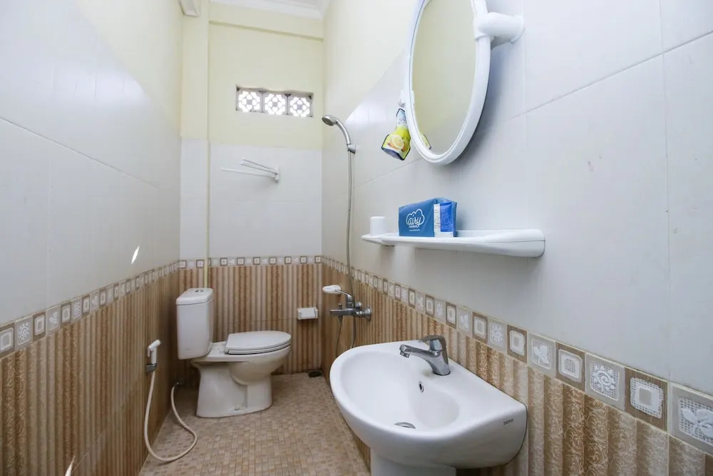 Airy Regol Moh Toha 199 Bandung
