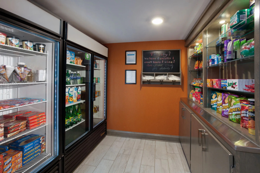 Holiday Inn Express & Suites Fredericton by IHG