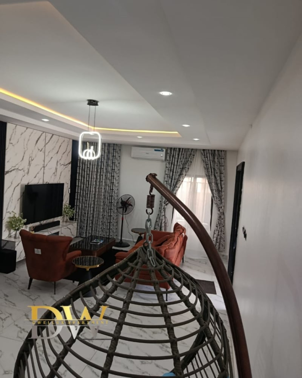 Dwellux Apartments