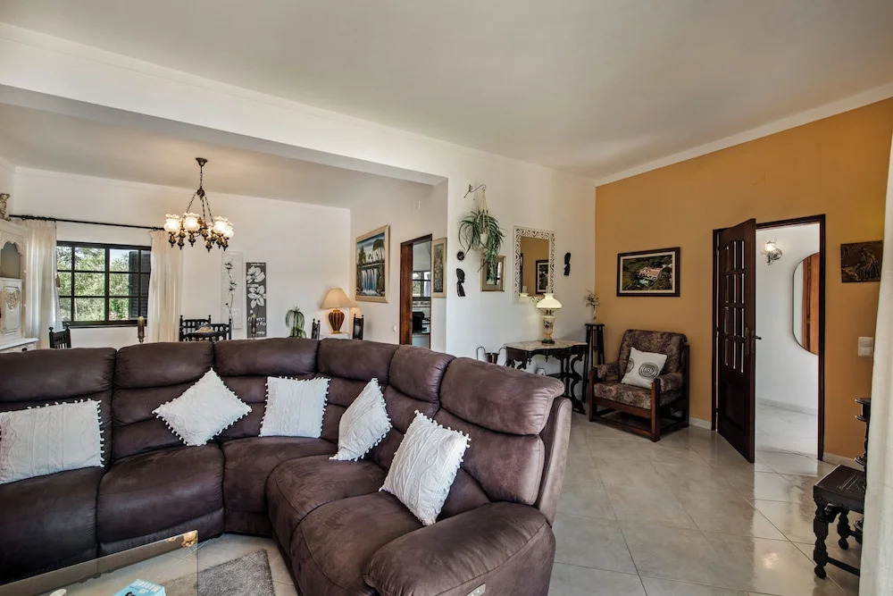 Villa V3 With Private Pool and air Conditioning and Free Wifi Internet