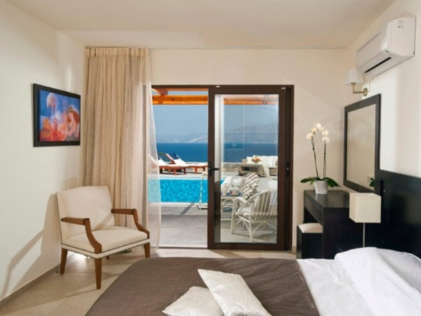 Miramare Villas