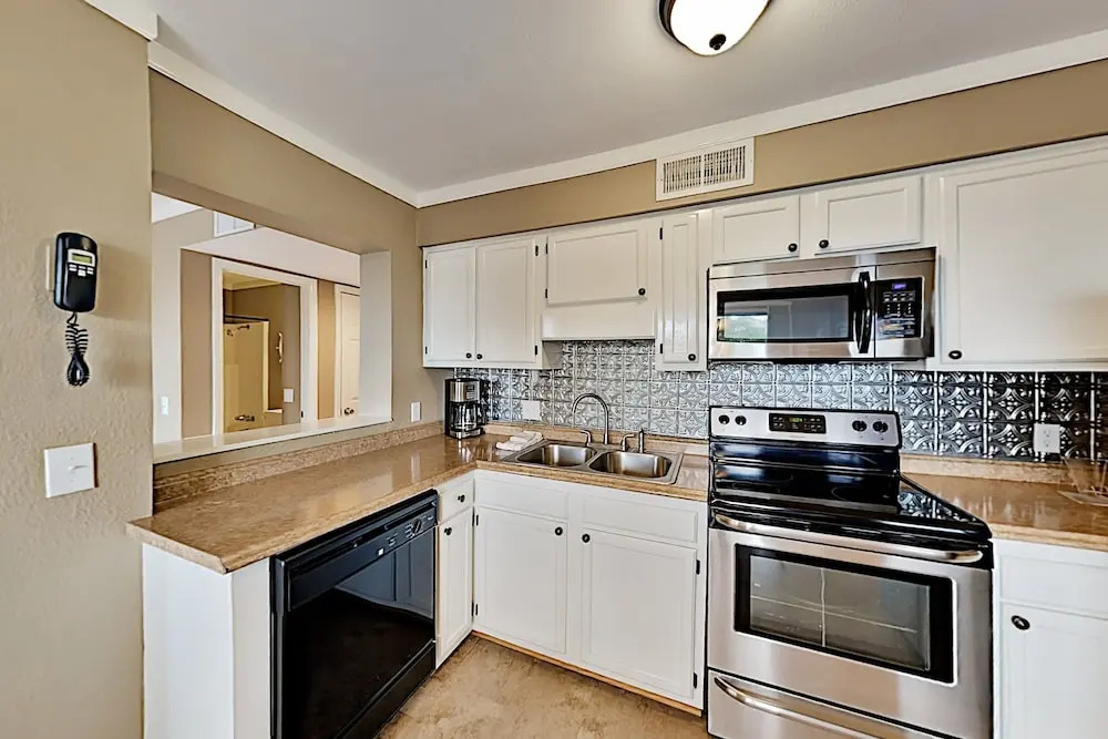 Mbre331a 2 Bedroom Condo
