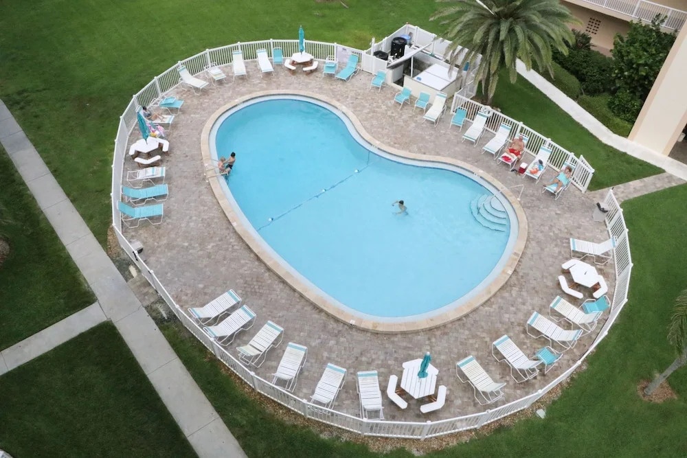 Jamaica Royale 606 - 2 Br Condo