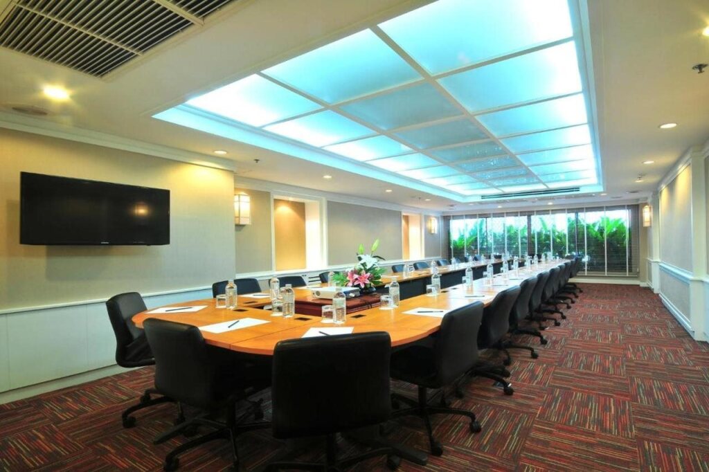 Centre Point Plus Hotel Pratunam