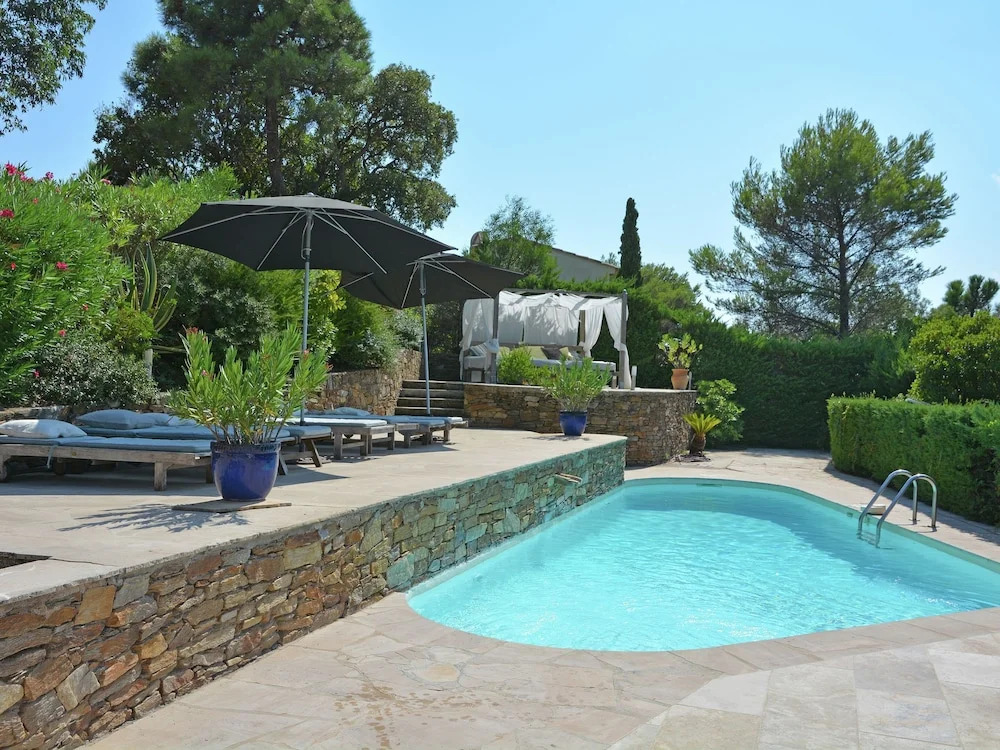 Luxury Villa With Heated Pool in Les Issambres on the Cote d 'azur