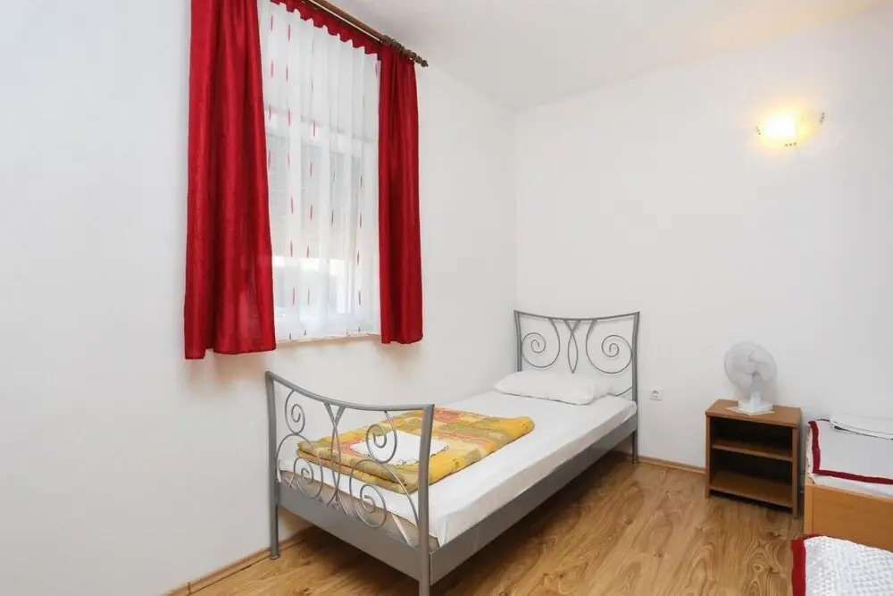 Lias - With Restaurant - A7a Drugi kat