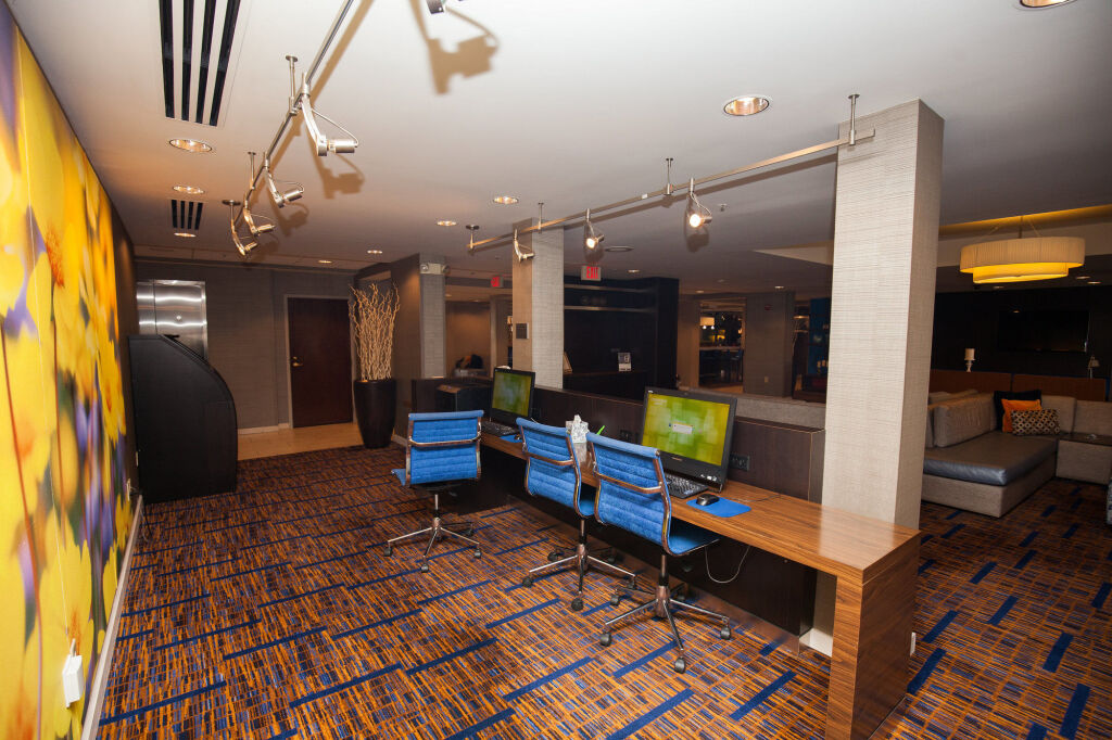 Courtyard by Marriott Cincinnati Airport