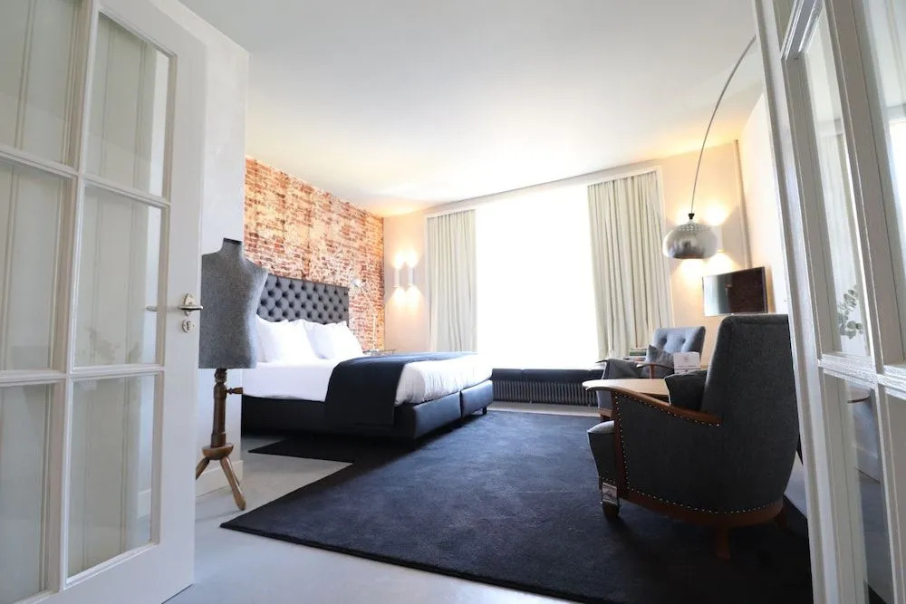 Van der Gang Suites