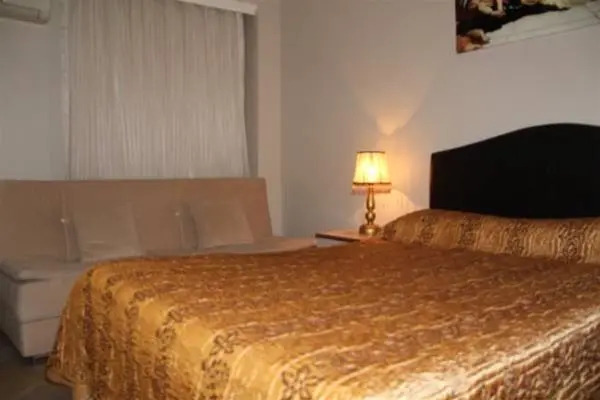 Dom Hotel