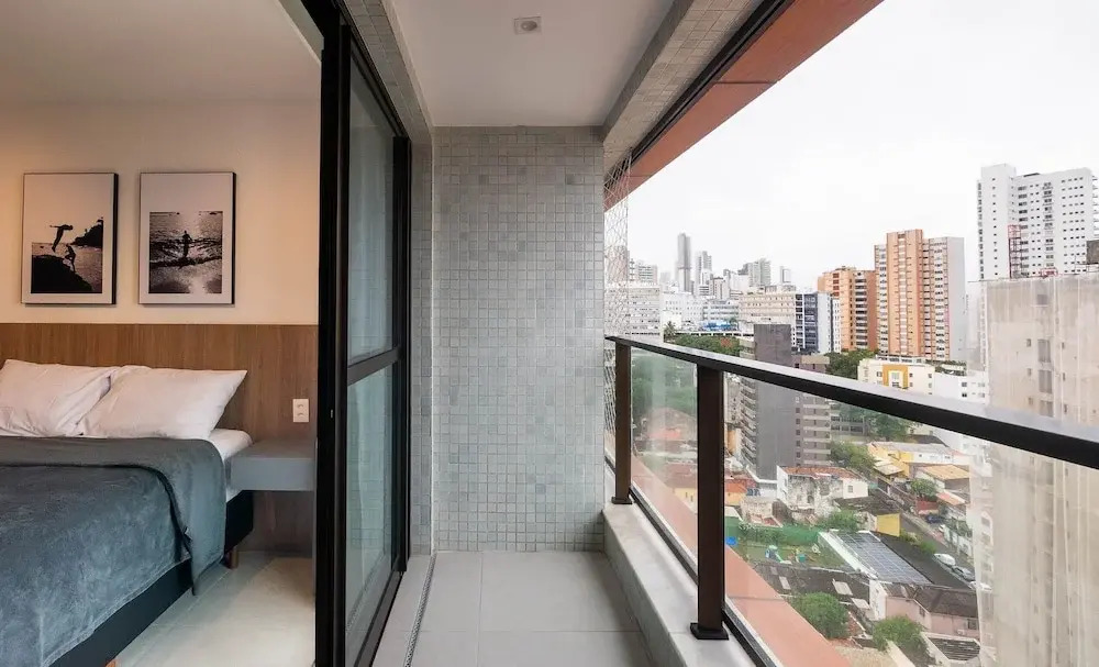 Modern and Fully Equipped Apartments 500m From Barra Beach in Salvador ZBN