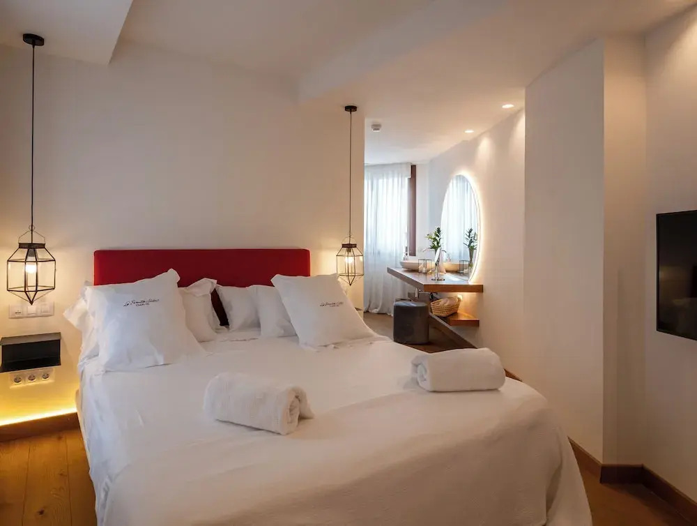La Ermita Suites - Único Hotel Monumento de Córdoba
