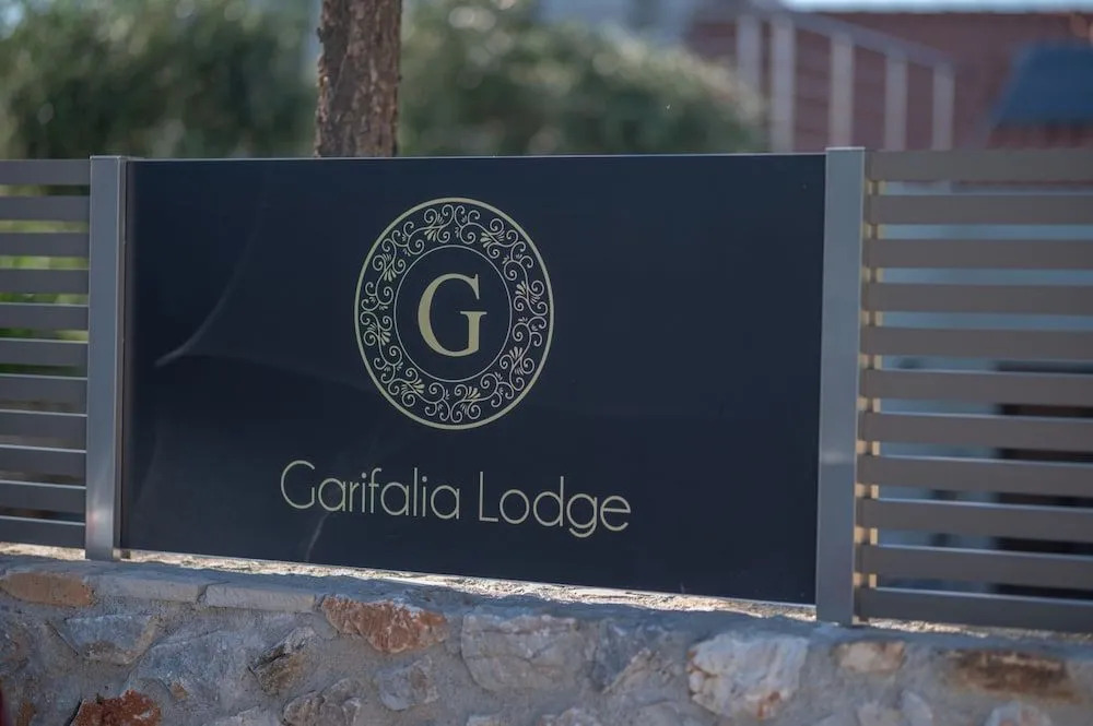 Villa Garifalia with Sauna & Hydromassage