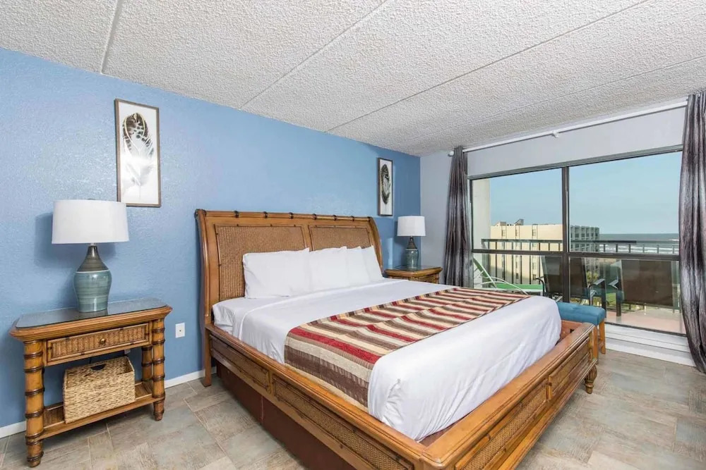 Saida IV Condominium 603