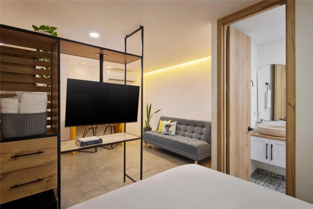 Altio Hotel