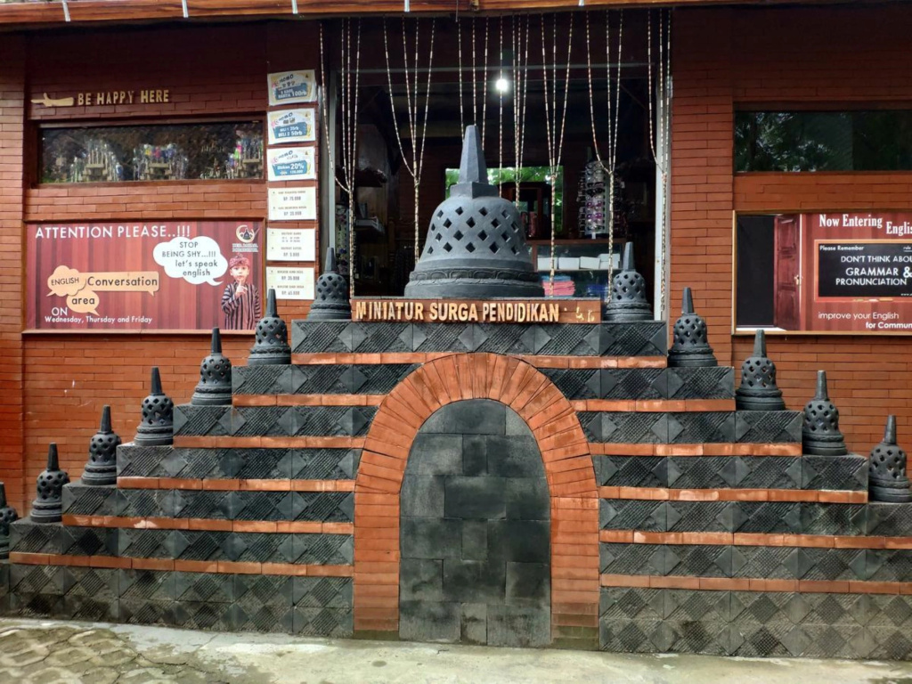 Desa Bahasa Syariah