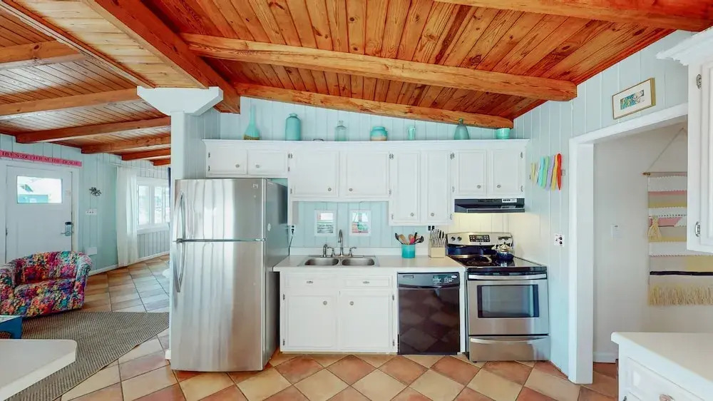 Charming 3br/2ba Boho Beach Cottage in Gulf Shores