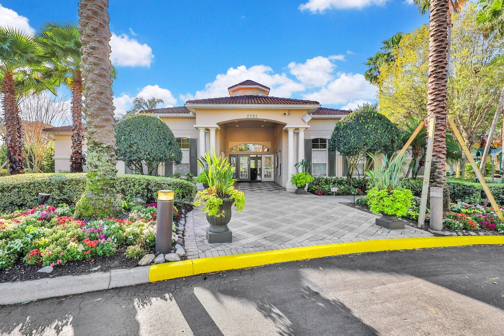 Spacious Home With Private Pool & Resort Amenities - 5 Miles From Disney World